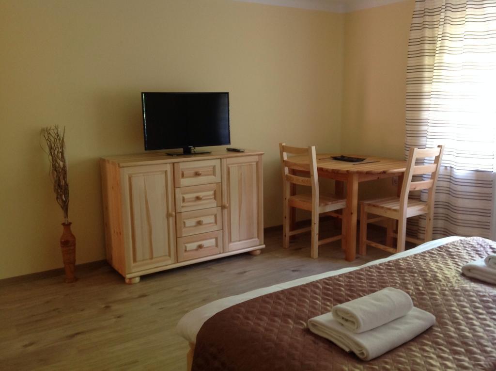 Honved Apartmanhaz Hévíz Стая снимка